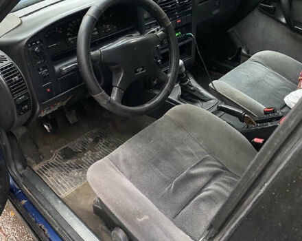 Синій Опель Омега, об'ємом двигуна 2 л та пробігом 396 тис. км за 999 $, фото 6 на Automoto.ua