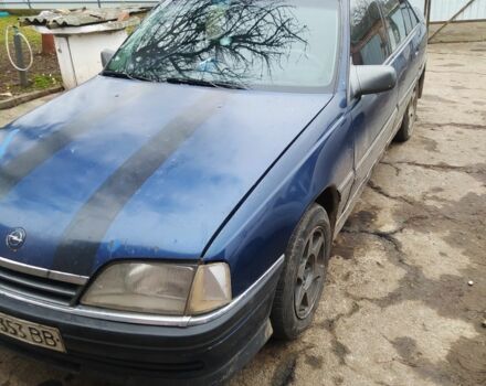 Синий Опель Омега, объемом двигателя 0 л и пробегом 300 тыс. км за 600 $, фото 2 на Automoto.ua