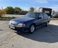 Синий Опель Омега, объемом двигателя 0 л и пробегом 250 тыс. км за 950 $, фото 1 на Automoto.ua