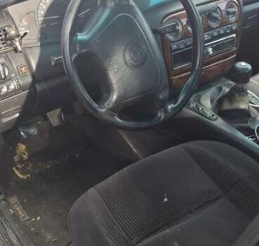 Синій Опель Омега, об'ємом двигуна 2 л та пробігом 520 тис. км за 3500 $, фото 5 на Automoto.ua