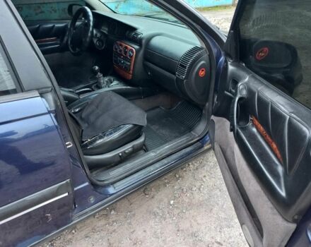 Синій Опель Омега, об'ємом двигуна 2 л та пробігом 1 тис. км за 1700 $, фото 15 на Automoto.ua