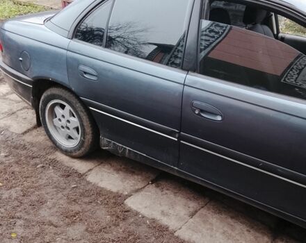 Синій Опель Омега, об'ємом двигуна 2 л та пробігом 250 тис. км за 1650 $, фото 1 на Automoto.ua