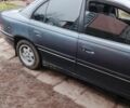 Синій Опель Омега, об'ємом двигуна 2 л та пробігом 250 тис. км за 1650 $, фото 1 на Automoto.ua