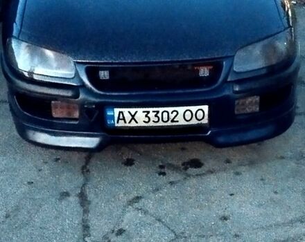 Синій Опель Омега, об'ємом двигуна 2 л та пробігом 300 тис. км за 3000 $, фото 4 на Automoto.ua