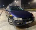 Синій Опель Омега, об'ємом двигуна 2 л та пробігом 275 тис. км за 2200 $, фото 1 на Automoto.ua