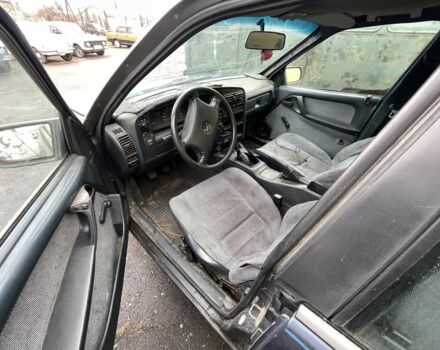 Синій Опель Омега, об'ємом двигуна 2 л та пробігом 123 тис. км за 213 $, фото 3 на Automoto.ua