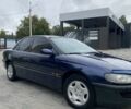 Синій Опель Омега, об'ємом двигуна 2 л та пробігом 250 тис. км за 1700 $, фото 1 на Automoto.ua