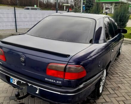 Синий Опель Омега, объемом двигателя 2 л и пробегом 350 тыс. км за 2800 $, фото 2 на Automoto.ua