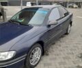 Синий Опель Омега, объемом двигателя 2 л и пробегом 350 тыс. км за 2800 $, фото 2 на Automoto.ua