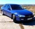 Синий Опель Омега, объемом двигателя 2 л и пробегом 200 тыс. км за 2900 $, фото 1 на Automoto.ua
