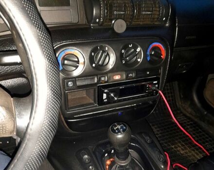 Синий Опель Омега, объемом двигателя 2 л и пробегом 350 тыс. км за 2800 $, фото 12 на Automoto.ua