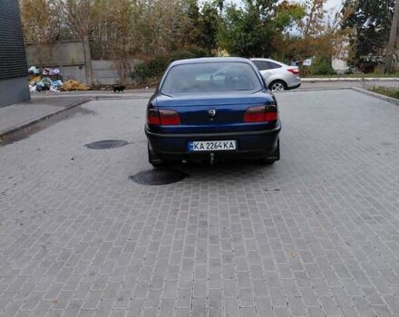 Синий Опель Омега, объемом двигателя 2 л и пробегом 300 тыс. км за 1599 $, фото 7 на Automoto.ua