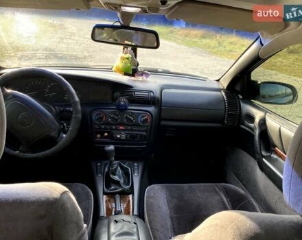 Синий Опель Омега, объемом двигателя 2 л и пробегом 487 тыс. км за 3000 $, фото 14 на Automoto.ua