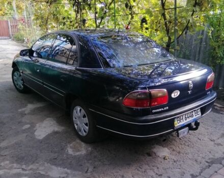 Синий Опель Омега, объемом двигателя 2 л и пробегом 270 тыс. км за 3000 $, фото 2 на Automoto.ua