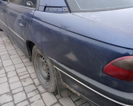 Синій Опель Омега, об'ємом двигуна 2 л та пробігом 470 тис. км за 1500 $, фото 2 на Automoto.ua