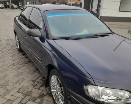Синий Опель Омега, объемом двигателя 2 л и пробегом 350 тыс. км за 2800 $, фото 1 на Automoto.ua