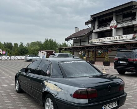Синий Опель Омега, объемом двигателя 2 л и пробегом 340 тыс. км за 1987 $, фото 2 на Automoto.ua