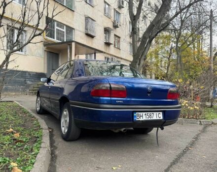 Синій Опель Омега, об'ємом двигуна 2 л та пробігом 301 тис. км за 3200 $, фото 4 на Automoto.ua