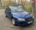 Синий Опель Омега, объемом двигателя 2 л и пробегом 301 тыс. км за 3200 $, фото 1 на Automoto.ua