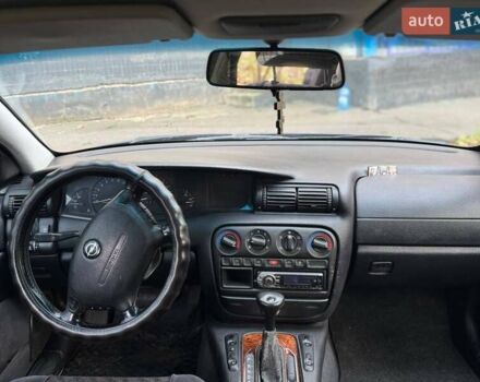 Синий Опель Омега, объемом двигателя 2 л и пробегом 301 тыс. км за 3200 $, фото 6 на Automoto.ua