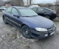 Синій Опель Омега, об'ємом двигуна 2.5 л та пробігом 300 тис. км за 700 $, фото 1 на Automoto.ua