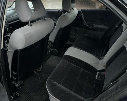 Синий Опель Омега, объемом двигателя 2 л и пробегом 200 тыс. км за 850 $, фото 4 на Automoto.ua