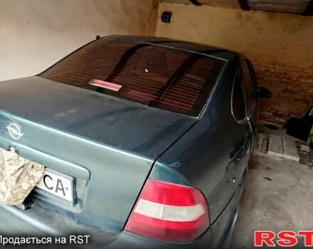 Синий Опель Омега, объемом двигателя 1.8 л и пробегом 100 тыс. км за 2500 $, фото 8 на Automoto.ua