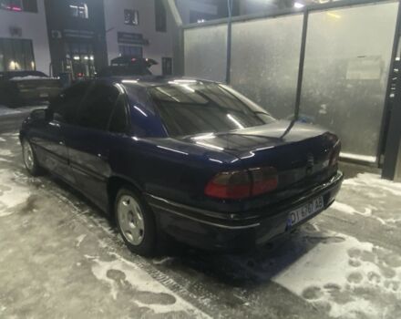 Синій Опель Омега, об'ємом двигуна 2 л та пробігом 345 тис. км за 1700 $, фото 7 на Automoto.ua
