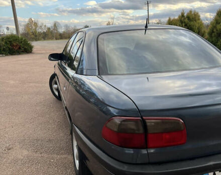 Опель Омега 1998 в Бучаче на Automoto.ua Синий Опель Омега, объемом двигателя 2 л и пробегом 300 тыс. км за 2600 $, фото 6 на Automoto.ua