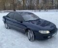 Синий Опель Омега, объемом двигателя 2 л и пробегом 275 тыс. км за 2100 $, фото 1 на Automoto.ua