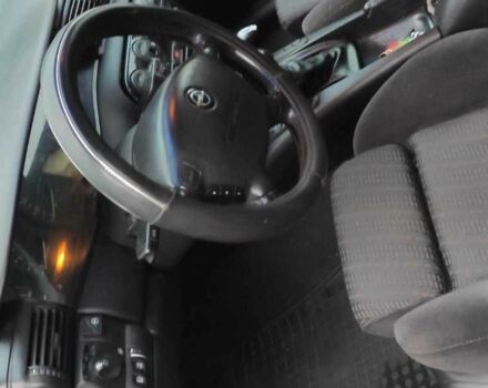 Синий Опель Омега, объемом двигателя 2.5 л и пробегом 385 тыс. км за 3400 $, фото 11 на Automoto.ua