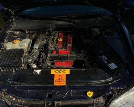 Синій Опель Омега, об'ємом двигуна 2 л та пробігом 3 тис. км за 2450 $, фото 3 на Automoto.ua