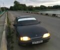 Синій Опель Омега, об'ємом двигуна 2 л та пробігом 400 тис. км за 1000 $, фото 1 на Automoto.ua