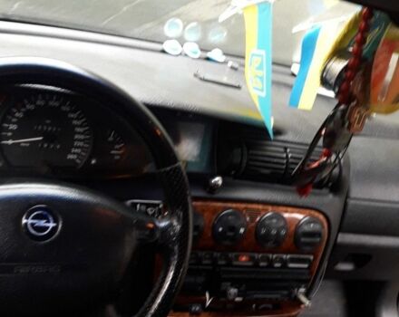 Синій Опель Омега, об'ємом двигуна 2.5 л та пробігом 250 тис. км за 2300 $, фото 9 на Automoto.ua