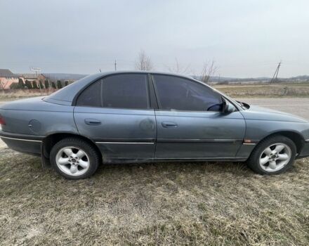 Синий Опель Омега, объемом двигателя 2 л и пробегом 438 тыс. км за 1700 $, фото 4 на Automoto.ua