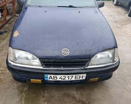 Опель Омега 1998 у Вінниці на Automoto.ua Синій Опель Омега, об'ємом двигуна 2 л та пробігом 288 тис. км за 1100 $, фото 4 на Automoto.ua