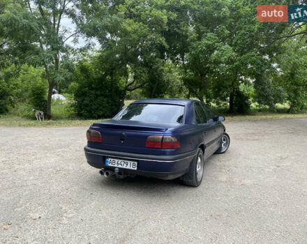 Синий Опель Омега, объемом двигателя 2 л и пробегом 350 тыс. км за 2500 $, фото 3 на Automoto.ua