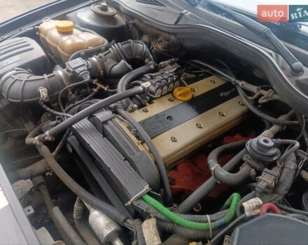 Синій Опель Омега, об'ємом двигуна 2 л та пробігом 294 тис. км за 2000 $, фото 8 на Automoto.ua