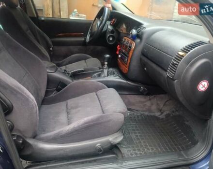 Синій Опель Омега, об'ємом двигуна 2 л та пробігом 294 тис. км за 2000 $, фото 24 на Automoto.ua