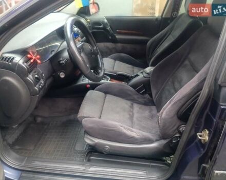 Синій Опель Омега, об'ємом двигуна 2 л та пробігом 294 тис. км за 2000 $, фото 19 на Automoto.ua