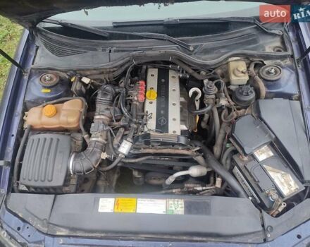 Синій Опель Омега, об'ємом двигуна 2 л та пробігом 370 тис. км за 2800 $, фото 19 на Automoto.ua