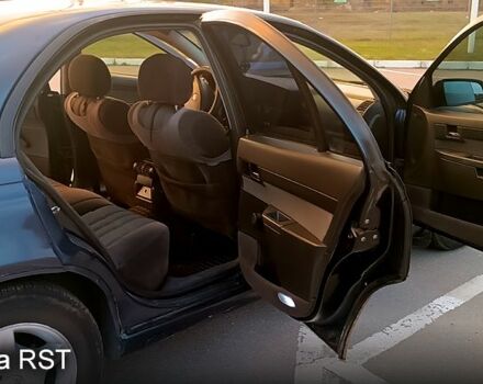 Синий Опель Омега, объемом двигателя 2 л и пробегом 310 тыс. км за 3200 $, фото 10 на Automoto.ua