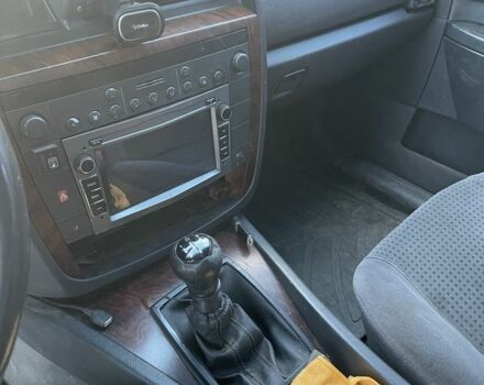 Синий Опель Омега, объемом двигателя 2.2 л и пробегом 291 тыс. км за 2700 $, фото 5 на Automoto.ua