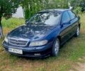 Синий Опель Омега, объемом двигателя 2.2 л и пробегом 315 тыс. км за 3000 $, фото 1 на Automoto.ua