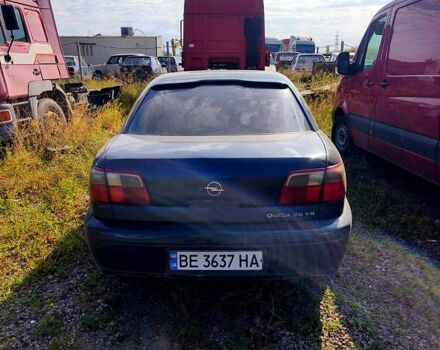 Синий Опель Омега, объемом двигателя 2.5 л и пробегом 200 тыс. км за 4500 $, фото 9 на Automoto.ua