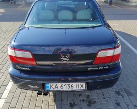 Синій Опель Омега, об'ємом двигуна 2.6 л та пробігом 403 тис. км за 4500 $, фото 3 на Automoto.ua
