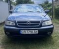 Синий Опель Омега, объемом двигателя 2.2 л и пробегом 260 тыс. км за 2800 $, фото 1 на Automoto.ua