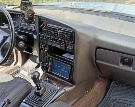 Синий Опель Омега, объемом двигателя 2.3 л и пробегом 340 тыс. км за 1399 $, фото 7 на Automoto.ua