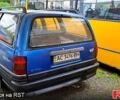 Синий Опель Омега, объемом двигателя 1.8 л и пробегом 300 тыс. км за 370 $, фото 3 на Automoto.ua