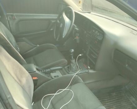 Синій Опель Омега, об'ємом двигуна 2 л та пробігом 400 тис. км за 1150 $, фото 4 на Automoto.ua